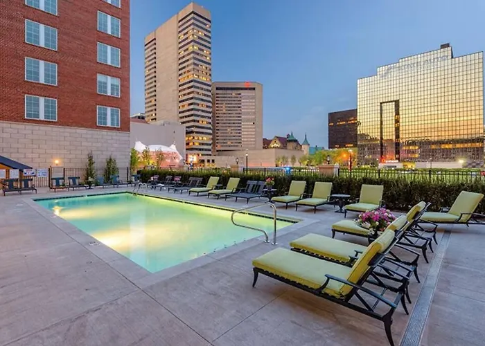 King Size In Heart Of Downtown * Columbus